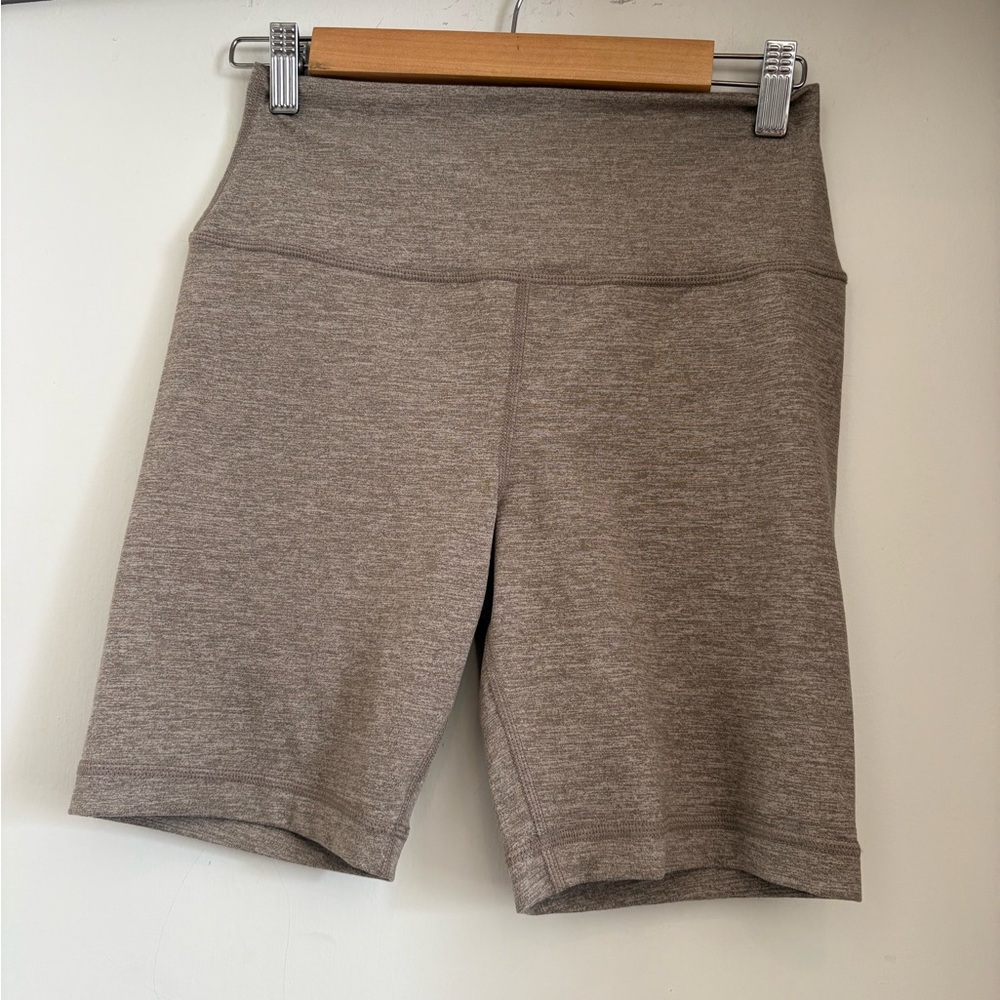Quince Women's Heathered Brown Bike Shorts